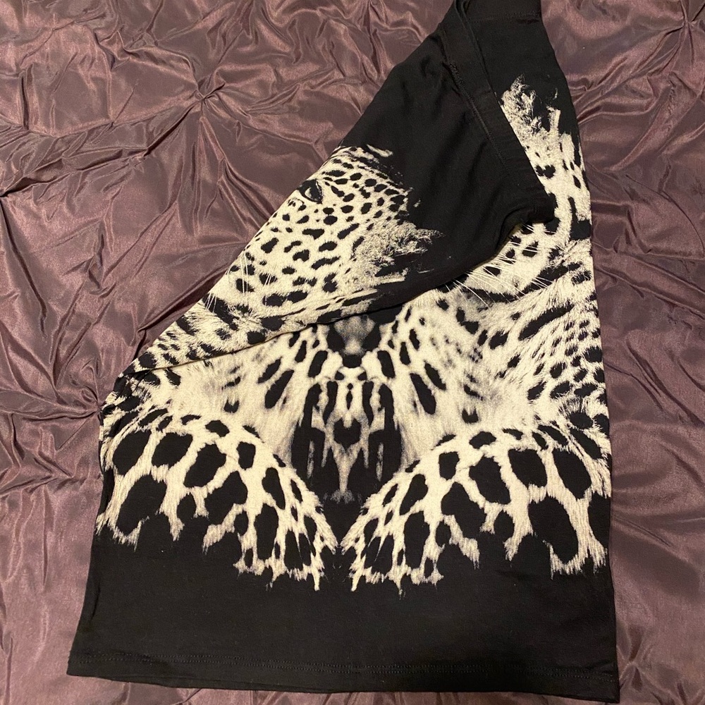 Graphic pencil skirt